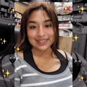 Meet your Posher, Antonieta